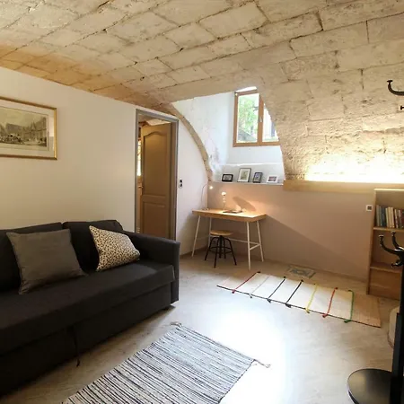 Apartment Jeanne D'arc *