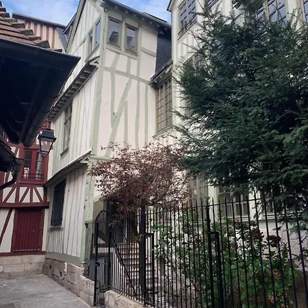 Apartment Jeanne D'arc Rouen